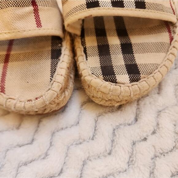 BURBERRY NOVACHECK PLAID CANVAS JUTE ESPADRILLES SIZE 37 6.5/7 - Picture 4 of 10